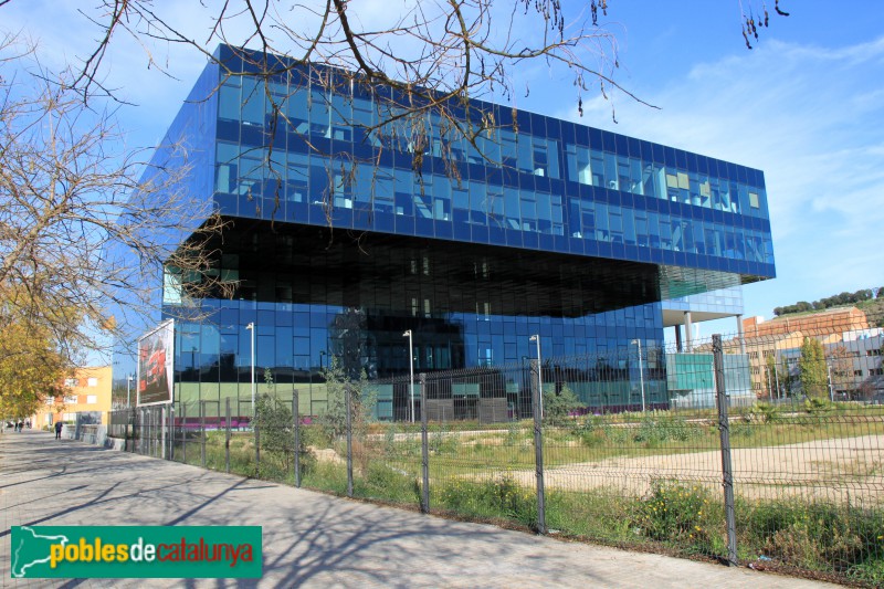 Barcelona - Edifici Districte 38 (Foto: Albert Esteves, 2016) Barcelona - Edifici Districte 38