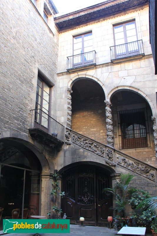 Barcelona - Palau Dalmases (Foto: Albert Esteves, 2016) Barcelona - Palau Dalmases