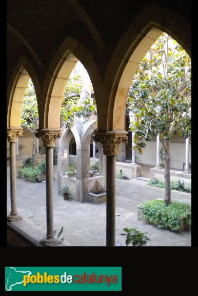 Barcelona - Església de la Mare de Déu del Rosari, claustre (Foto: Catalonia Sacra) Barcelona - Església de la Mare de Déu del Rosari, claustre