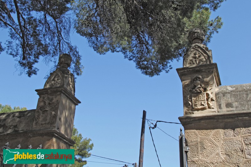 Barcelona - Carrer Vidal i Quadras 7-23 (Foto: Albert Esteves, 2017) Barcelona - Carrer Vidal i Quadras 7-23