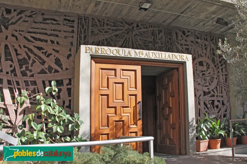 Barcelona - Parròquia de Maria Auxiliadora (Foto: Albert Esteves, 2017) Barcelona - Parròquia de Maria Auxiliadora