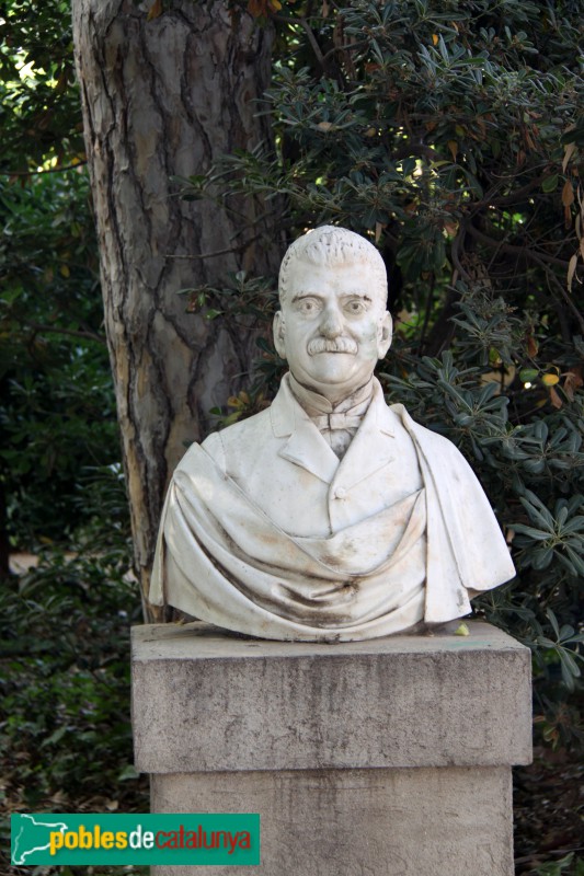 Badalona - Parc de Can Solei i Ca l’Arnús, bust d'Evarist Arnús (Foto: Albert Esteves, 2017) Badalona - Parc de Can Solei i Ca l’Arnús, bust d'Evarist Arnús