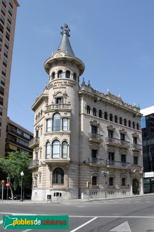 Casa de la Punxa (Cambra de Comerç) (Foto: Albert Esteves, 2017) Casa de la Punxa (Cambra de Comerç)