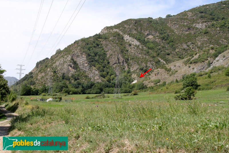 Arties - Capella de Sant Jaume, des del camí (Foto: Albert Esteves, 2017) Arties - Capella de Sant Jaume, des del camí
