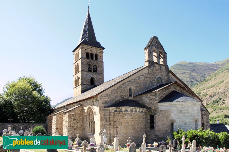 Arties - Església de Santa Maria (Foto: Albert Esteves, 2017) Arties - Església de Santa Maria