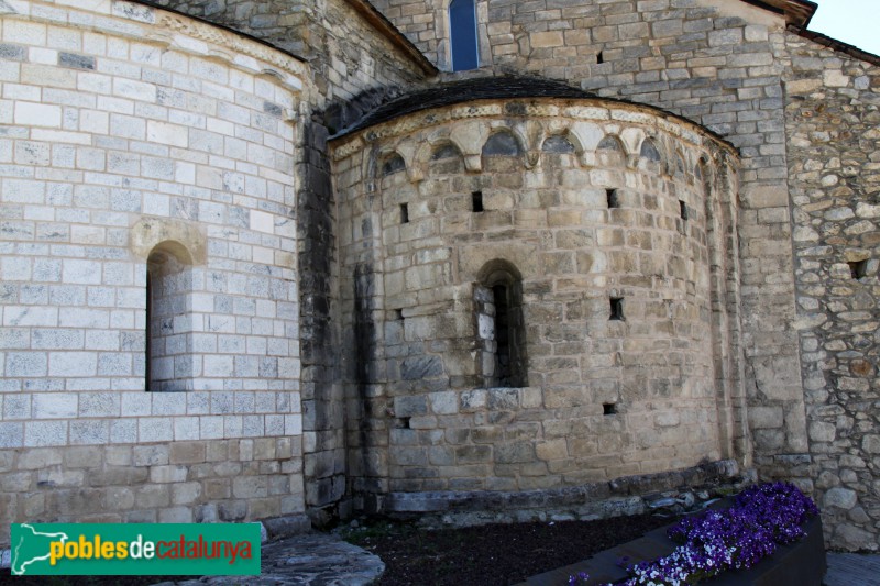 Arties - Església de Santa Maria, absidiola (Foto: Albert Esteves, 2017) Arties - Església de Santa Maria, absidiola