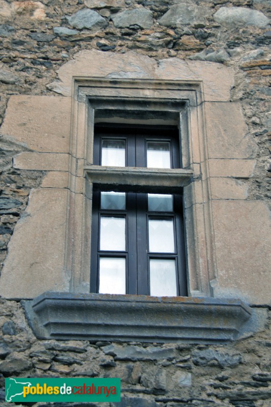 Gessa - Casa Rosa (Foto: Albert Esteves, 2017) Gessa - Casa Rosa