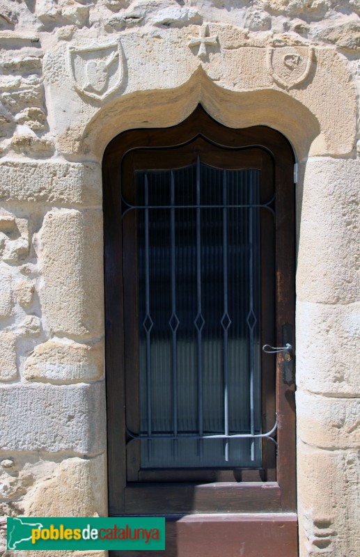 Vulpellac, portal d'una casa (Foto: Albert Esteves, 2017) Vulpellac, portal d'una casa