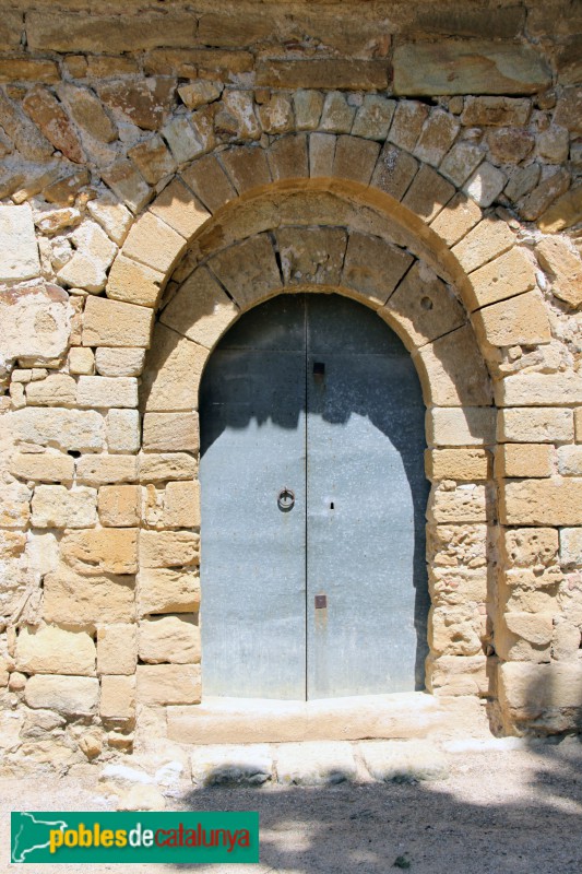 Canapost - Església de Sant Esteve, porta romànica (Foto: Albert Esteves, 2017) Canapost - Església de Sant Esteve, porta romànica