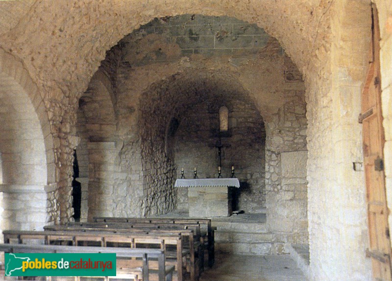 Canapost - Església de Sant Esteve, interior nau preromànica Canapost - Església de Sant Esteve, interior nau preromànica