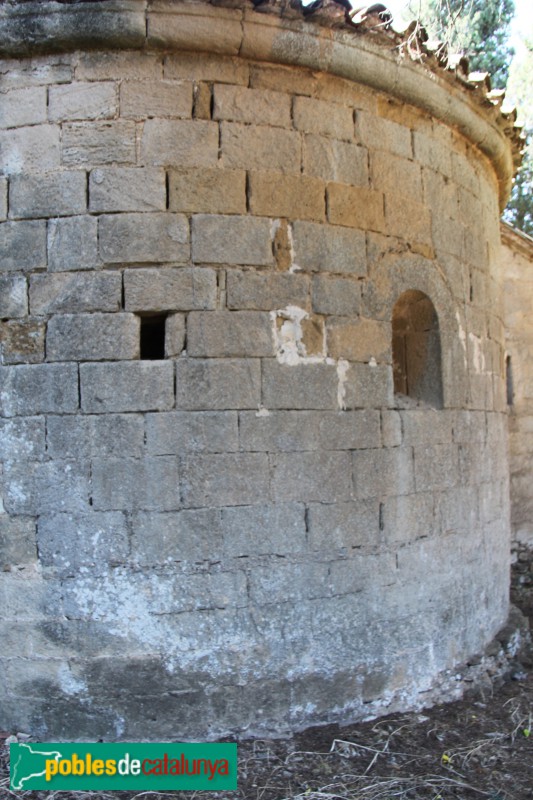 Peratallada - Església de Sant Esteve, absis (Foto: Albert Esteves, 2017) Peratallada - Església de Sant Esteve, absis