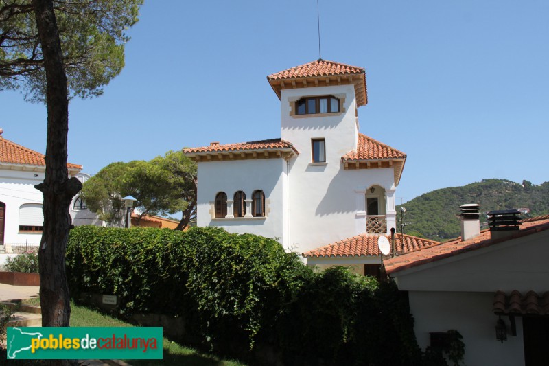 Palafrugell - Can Capella (Llafranc) (Foto: Albert Esteves, 2017) Palafrugell - Can Capella (Llafranc)