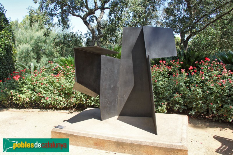 Palafrugell - Cap Roig, Caja abierta, variante, de Jorge Oteiza (Foto: Albert Esteves, 2017) Palafrugell - Cap Roig, Caja abierta, variante, de Jorge Oteiza