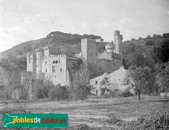 Canet - Castell de Santa Florentina (Foto: Marcel·lí Gausachs - Fons C.E.C.-, anys vint) Canet - Castell de Santa Florentina