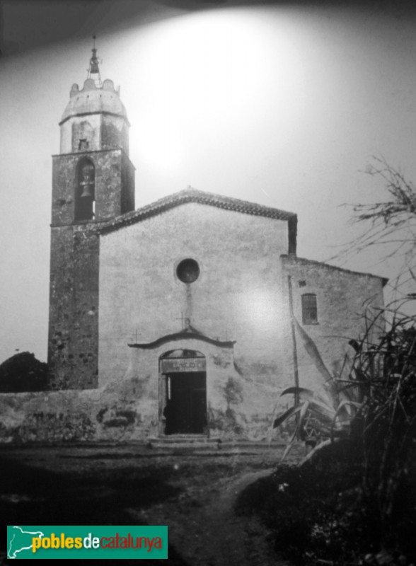 Gavà - Església antiga de Sant Pere, destruïda l'any 1936 (Foto: Museu de Gavà) Gavà - Església antiga de Sant Pere, destruïda l'any 1936