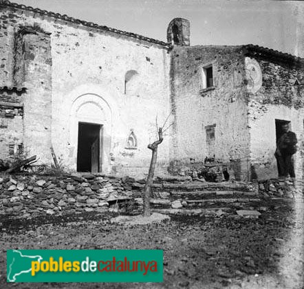 Papiol - Ermita de la Salut (Foto: Antoni Bartomeus -Arxiu fotogràfic C.E.C.-, inicis segle XX) Papiol - Ermita de la Salut