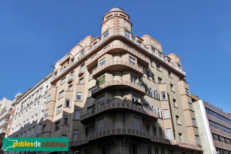 Barcelona - Casa Marià Pidelserra (Balmes, 178-180) (Foto: Albert Esteves, 2018) Barcelona - Casa Marià Pidelserra (Balmes, 178-180)