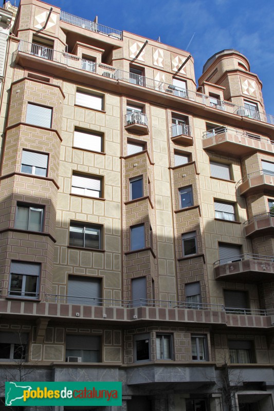 Barcelona - Casa Marià Pidelserra (Balmes, 178-180) (Foto: Albert Esteves, 2018) Barcelona - Casa Marià Pidelserra (Balmes, 178-180)