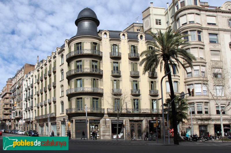 Barcelona - Diagonal, 490-500 (Foto: Albert Esteves, 2018) Barcelona - Diagonal, 490-500