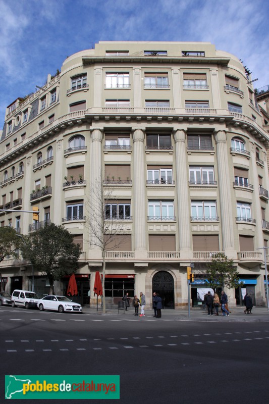 Barcelona - Muntaner, 240 (Foto: Albert Esteves, 2018) Barcelona - Muntaner, 240