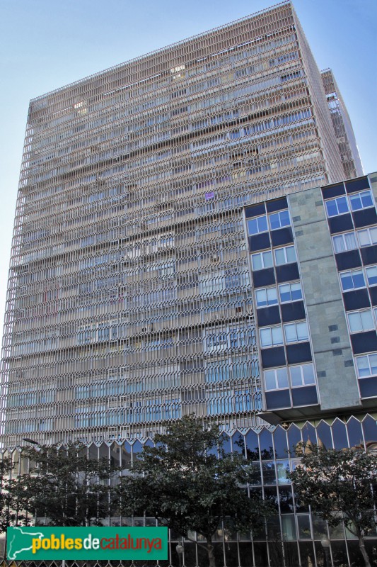 Barcelona - Edifici Autopistes (Foto: Albert Esteves, 2018) Barcelona - Edifici Autopistes