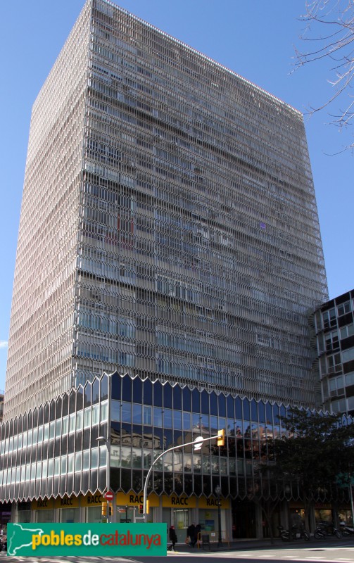 Barcelona - Edifici Autopistes (Foto: Albert Esteves, 2018) Barcelona - Edifici Autopistes