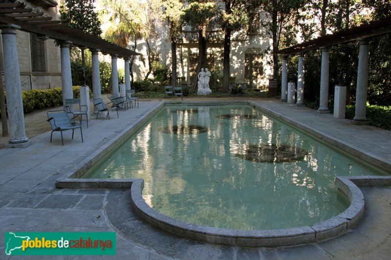 Barcelona - Palau del Marquès d'Alella: jardins (Foto: Albert Esteves, 2018) Barcelona - Palau del Marquès d'Alella: jardins