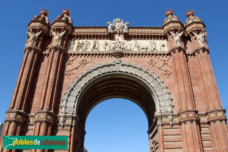 Barcelona - Arc de Triomf (Foto: Albert Esteves, 2018) Barcelona - Arc de Triomf
