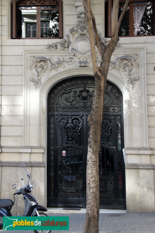 Barcelona - Muntaner, 335 (Foto: Albert Esteves, 2018) Barcelona - Muntaner, 335