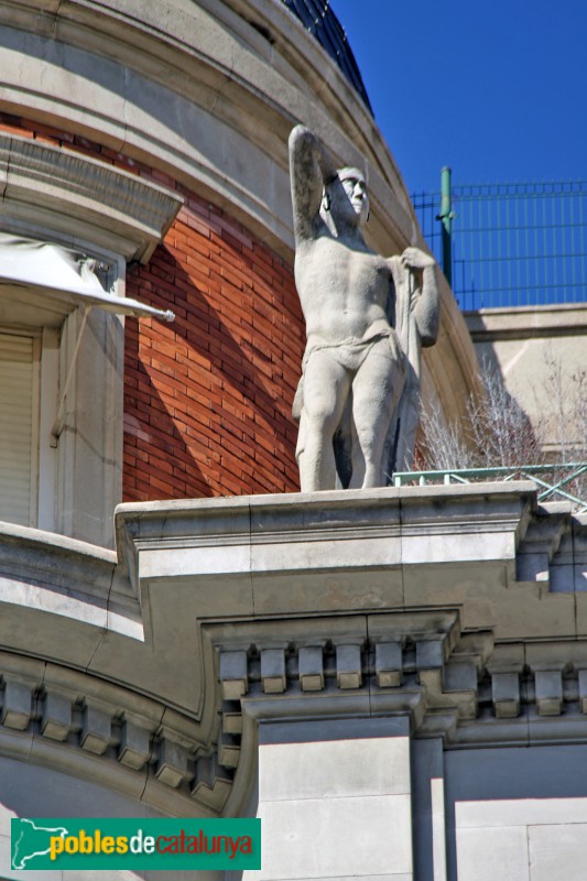 Barcelona - Via Augusta, 170-180 (Foto: Albert Esteves, 2018) Barcelona - Via Augusta, 170-180