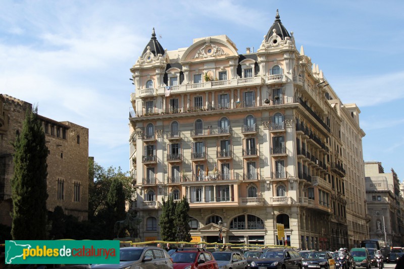 Barcelona - Via Laietana, 29 (Foto: Albert Esteves, 2015) Barcelona - Via Laietana, 29