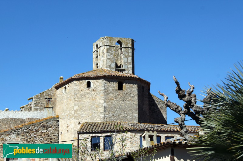 Regencós - Església de Sant Vicenç (Foto: Albert Esteves, 2018) Regencós - Església de Sant Vicenç
