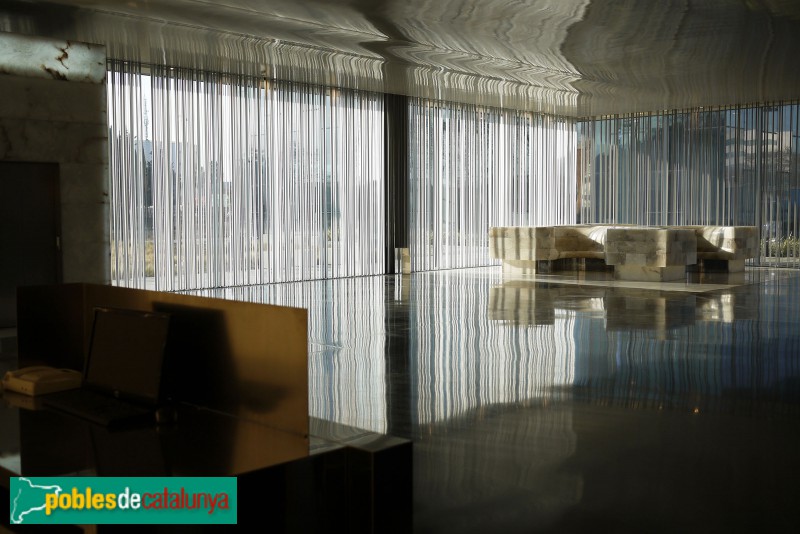 Barcelona - Edifici Districte 38, vestíbul (Foto: Toshiaki Tange, 2018) Barcelona - Edifici Districte 38, vestíbul