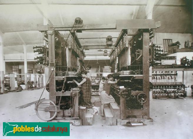 Barcelona - Imatge de l'antiga fàbrica de seda (Foto: Arxiu Municipal de Sants-Montjuic) Barcelona - Imatge de l'antiga fàbrica de seda