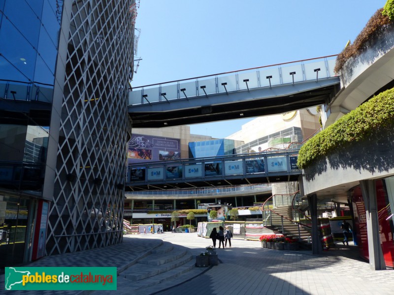 Barcelona - Centre comercial Som Multiespai. Interior centre comercial (Foto: Graciel·la Vidal, 2018) Barcelona - Centre comercial Som Multiespai. Interior centre comercial