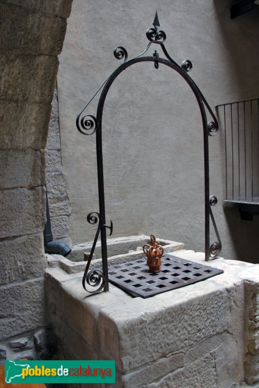 Verdú - Castell, pou (Foto: Albert Esteves, 2018) Verdú - Castell, pou