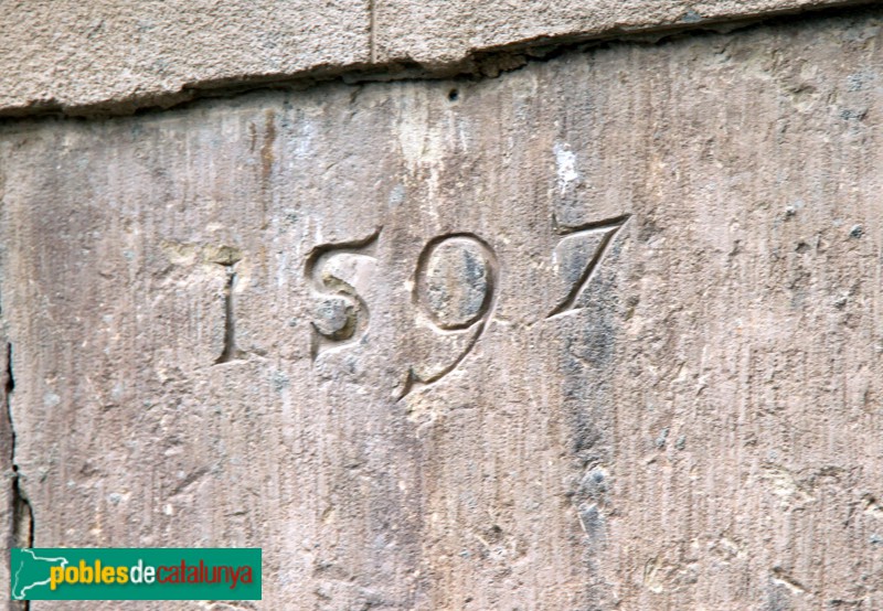 Tàrrega - Església de Sant Antoni, llinda datada a la casa veïna (Foto: Albert Esteves, 2018) Tàrrega - Església de Sant Antoni, llinda datada a la casa veïna