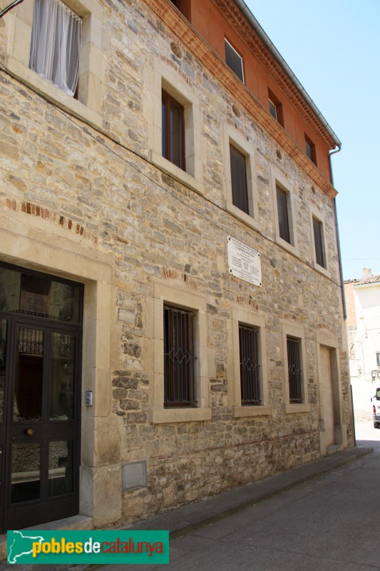 Anglesola - Antiga Escola de la Santa Creu (Foto: Albert Esteves, 2018) Anglesola - Antiga Escola de la Santa Creu