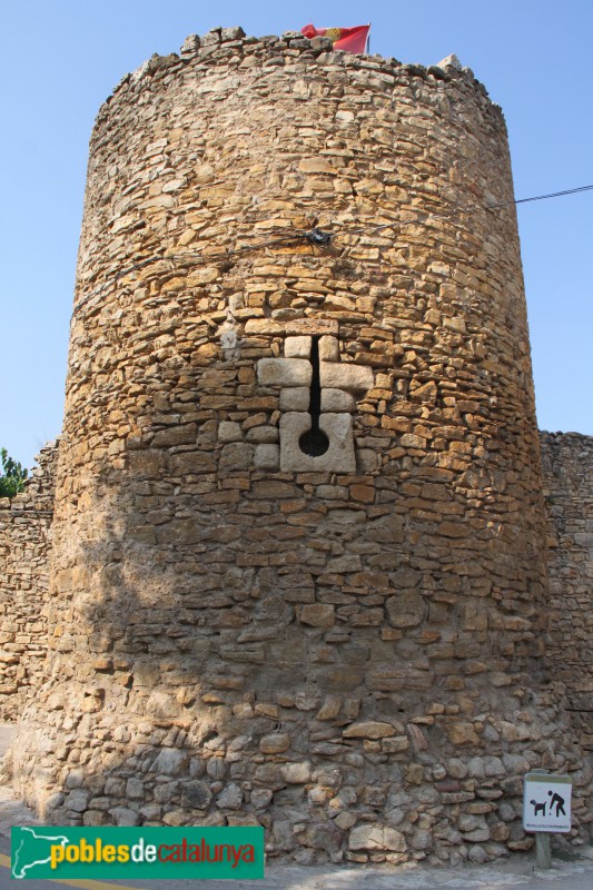 Palau-sator - Torre sud-oest de la muralla (Foto: Albert Esteves, 2018) Palau-sator - Torre sud-oest de la muralla
