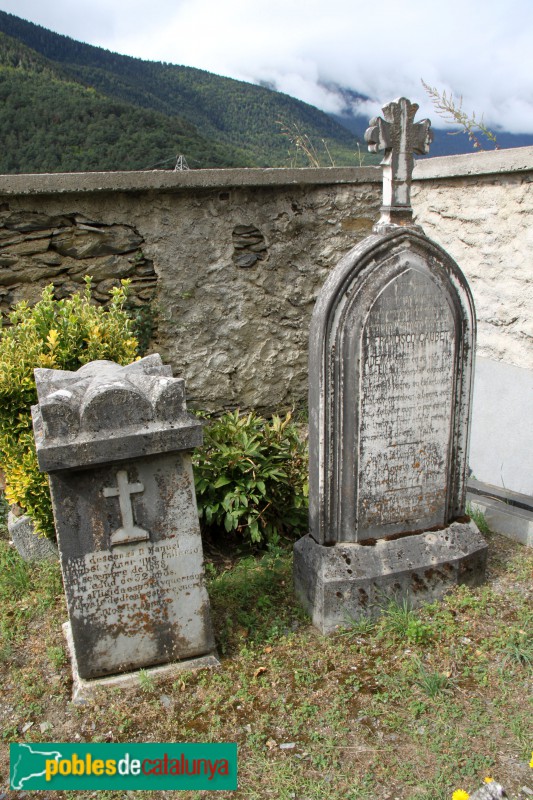 Arròs - Església de Santa Eulàlia, cementiri (Foto: Albert Esteves, 2018) Arròs - Església de Santa Eulàlia, cementiri