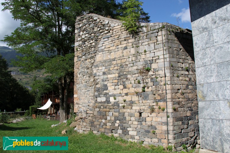 Vielha - Església de Santa Maria de Mijaran (Foto: Albert Esteves, 2018) Vielha - Església de Santa Maria de Mijaran