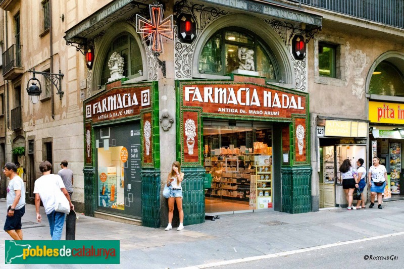 Barcelona - Farmàcia Nadal (Foto: Rossend Gri, 2018) Barcelona - Farmàcia Nadal