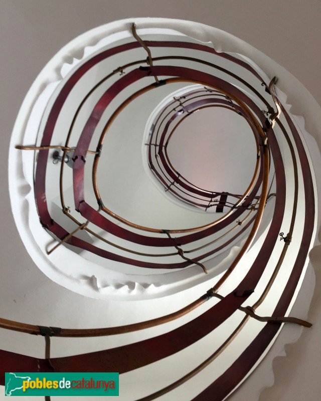 Sant Joan Despí - Torre de la Creu, escala (Foto: Albert Esteves, 2018) Sant Joan Despí - Torre de la Creu, escala