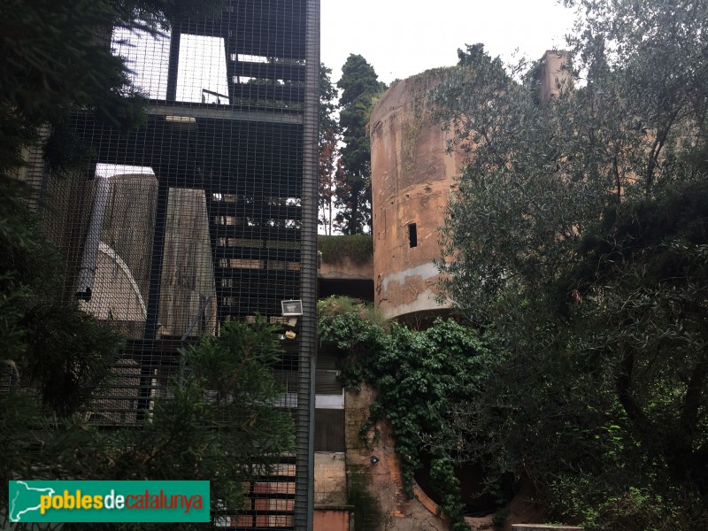 Sant Just Desvern - Taller d'Arquitectura - Fàbrica Sansón (Foto: Albert Esteves, 2018) Sant Just Desvern - Taller d'Arquitectura - Fàbrica Sansón