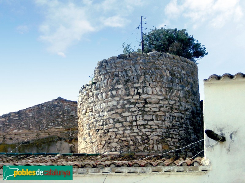 La Bisbal del Penedès - Torre de l'Ortigós (Foto: Albert Esteves, 2006) La Bisbal del Penedès - Torre de l'Ortigós