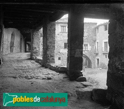 Guimerà - Els Aubalços (Foto: Marcel·lí Gausachs -Arxiu Fotogràfic Centre Excursionista de Catalunya-, c1920) Guimerà - Els Aubalços