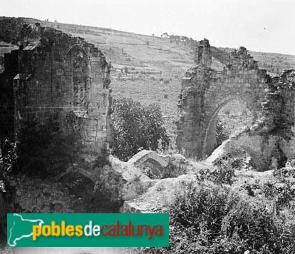 Guimerà - Monestir de Vallsanta (Foto: <i>Jaume Biosca -Arxiu Fotogràfic Centre Excursionista de Catalunya</i>, 1917) Guimerà - Monestir de Vallsanta