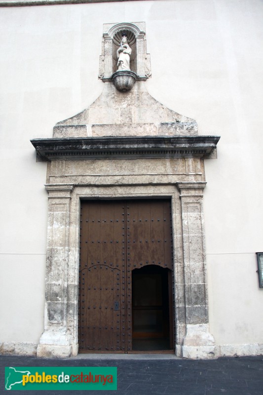 Calafell - Església de la Santa Creu (Foto: Albert Esteves, 2018) Calafell - Església de la Santa Creu