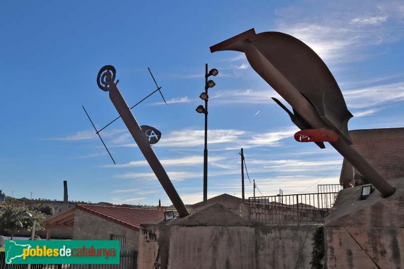 Belianes - Escala-monument (Foto: Albert Esteves, 2018) Belianes - Escala-monument