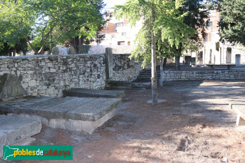 Belianes - Antic fossar parroquial (Foto: Albert Esteves, 2018) Belianes - Antic fossar parroquial